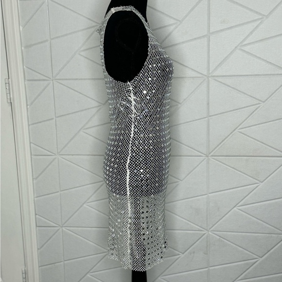 Stunning sliver mesh dress. - Picture 2 of 7